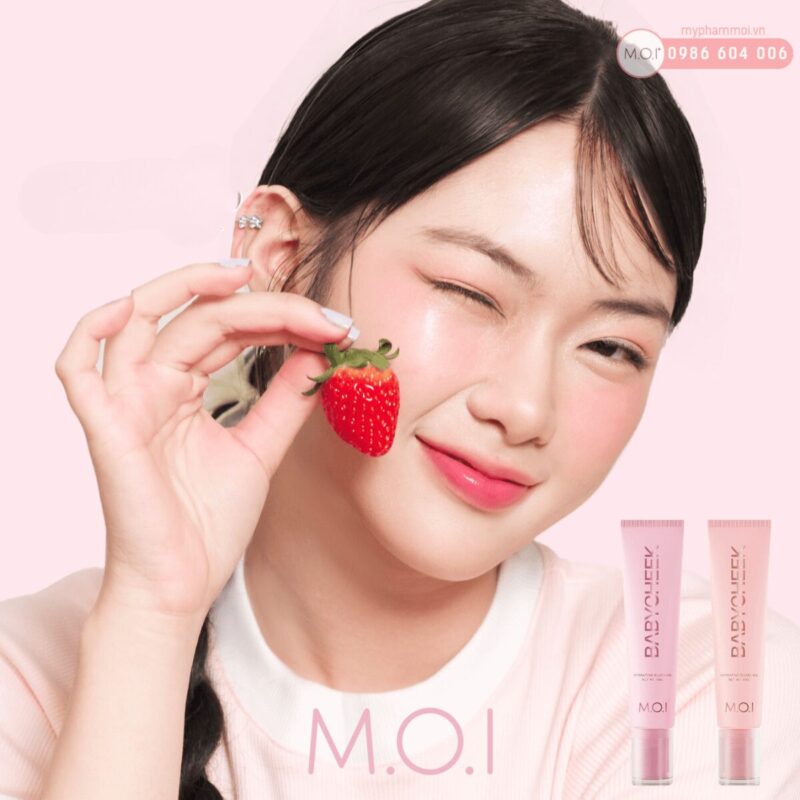 Xu hướng trang điểm nền căng bóng 2025 cùng bộ đôi quyền lực Phấn nước Premium Baby Cushion & má hồng sữa M.O.I Baby Cheek (2)