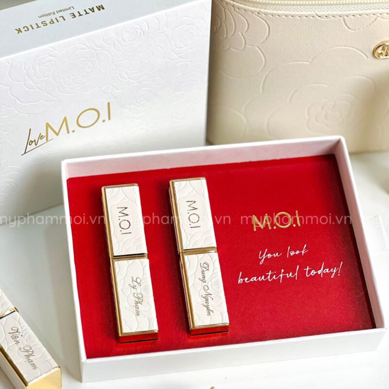 Set quà tặng son Love M.O.I Holiday: Tuyệt phẩm từ mỹ phẩm Hồ Ngọc Hà 2