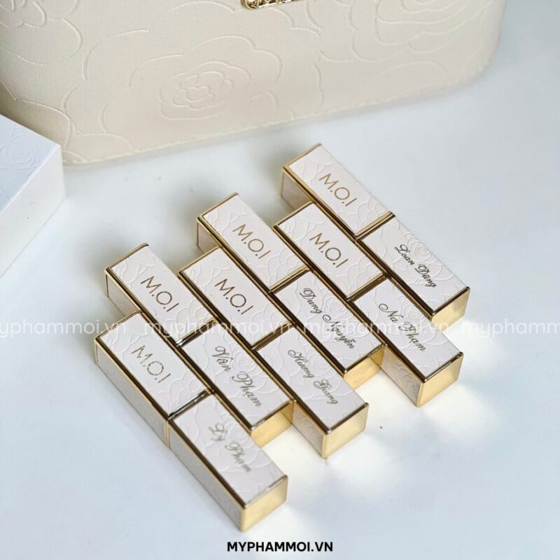 mua son m.o.i chính hãng khắc tên miễn phí ở đâu 2